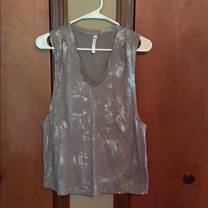 Fabletics shiny grey/silver tank